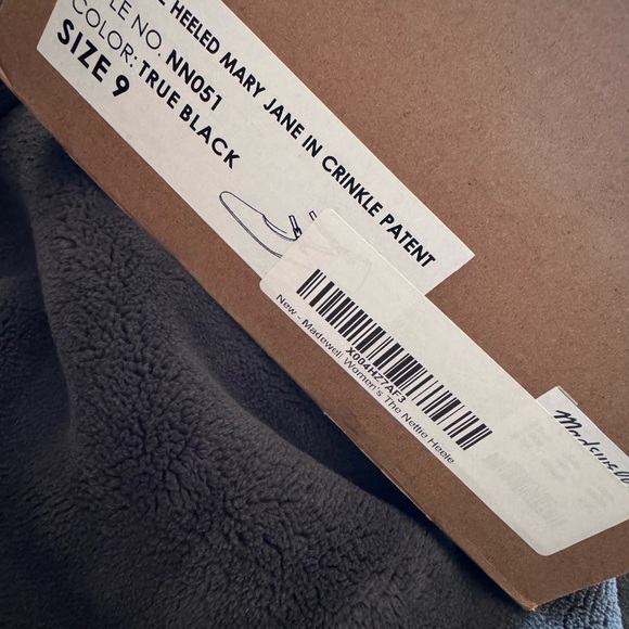 Madewell Nettie Heeled Mary Jane in crinkle patent - Picture 6 of 14